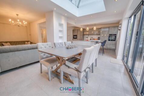 Kitchen/Diner/Family Room