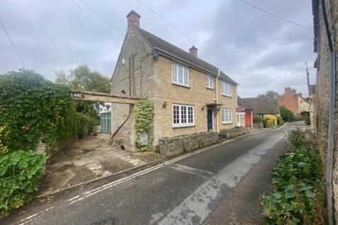 fronf of house 2.jpg