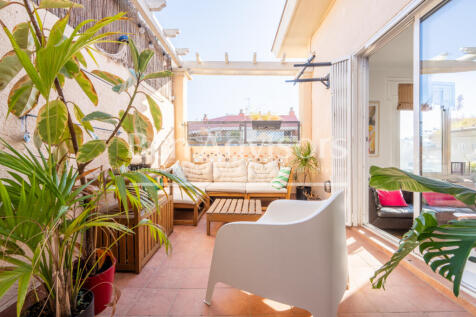 Sensacional-y-luminoso-atico-con-terraza-entre-...