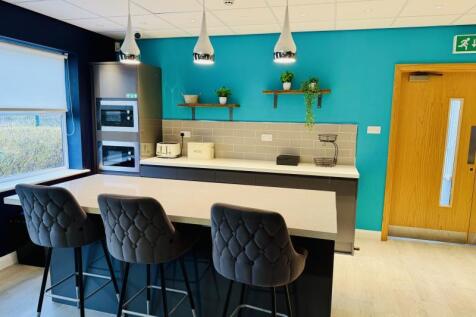 Office to rent Image 5