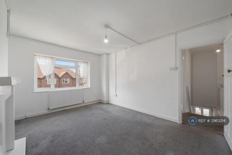 Ferndown Road, London, SE9 photo 3