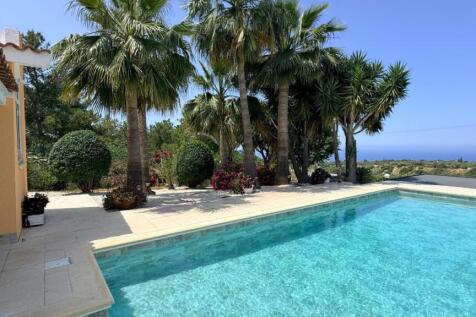 4 Bedroom Villa for 