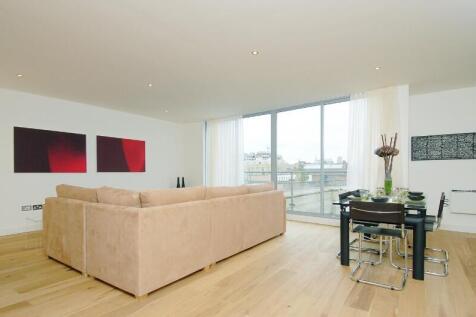 Dereham Place, EC2 photo 4