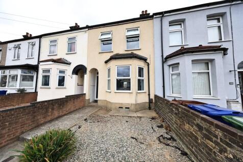 Grays, RM17 - property photo