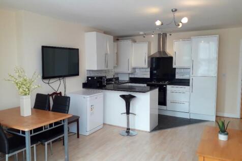 £166 pppw Bills Incl, Flat 2, Dickenson Road, Manchester, M14 photo 2