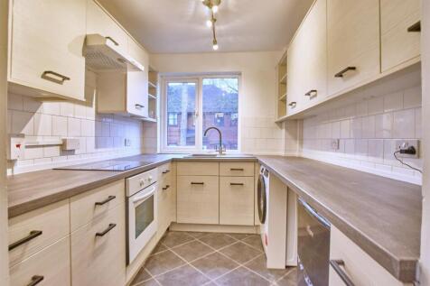 Clarence Court  3.jpg