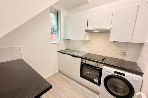 Eccles Old Road, Salford, M6 photo 3