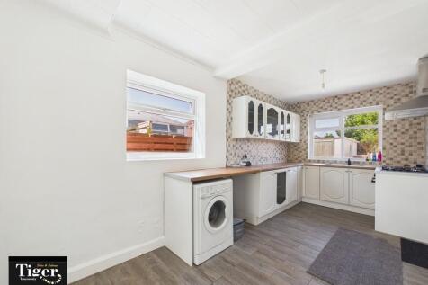 Rosedale Avenue, Blackpool photo 4