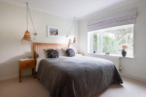 6797b99861dc7_Hughenden-22