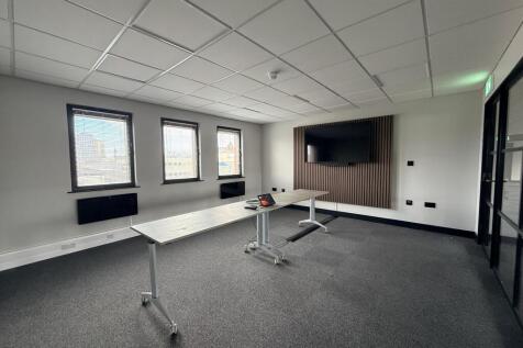Office to rent Image 7