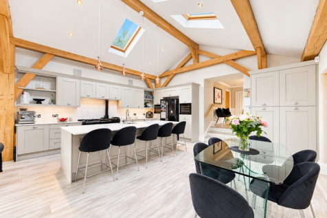 Kitchen Dining/Family