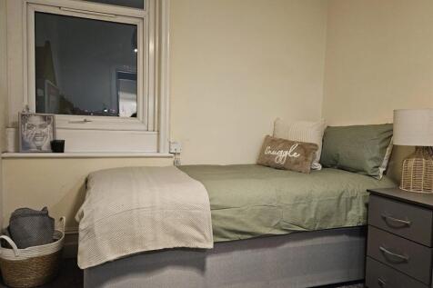 WhatsApp Image 2025-01-09 at 10.38.30 (1).jpeg