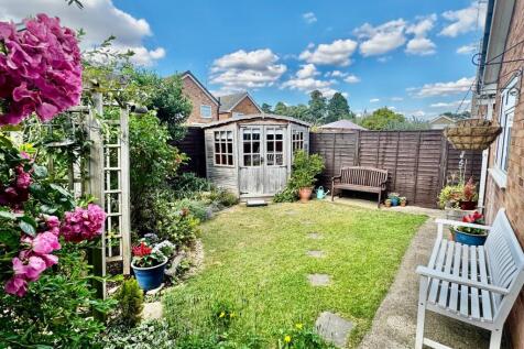 Lawn &amp; Summer House