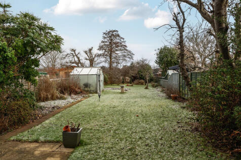 1395517-4-695d049...