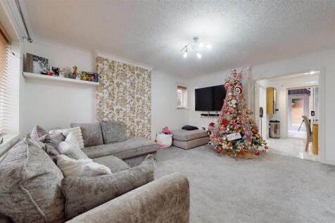 The-Hedgerows Living Room