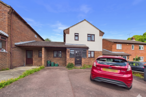 6 Bedroom Student House