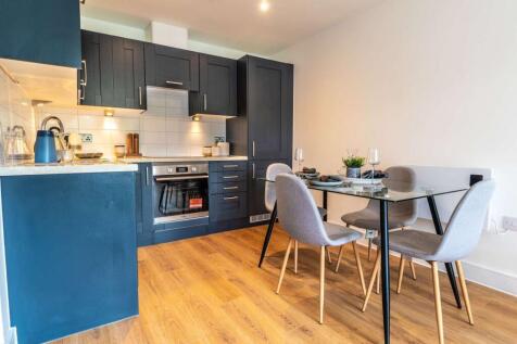 Urban Sleep Warrington Furnished Show Flat (14 ...