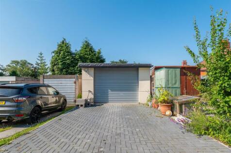 Rear Garge