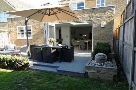 Rear Garden 1/4