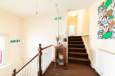 345 Archway Road, London, N6 5AA photo 4