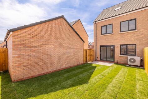 Salboy Sites 27-35 (Long Sutton) EDITS-16.jpg