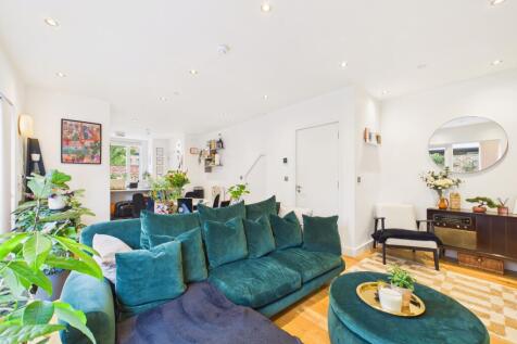 Sterling Avenue - EweMove - Living Space