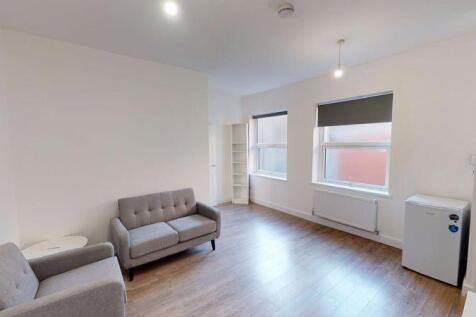 Flat 6, 30a Church Gate, City Centre  photo 3