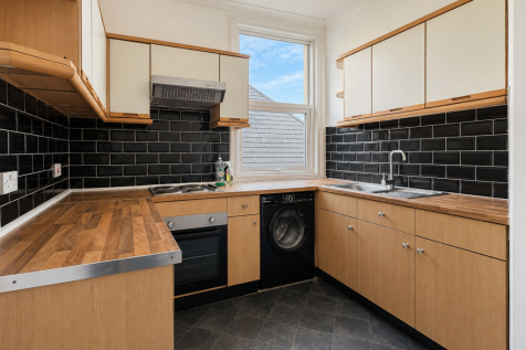 Amherst Road, Bexhill-On-Sea, TN40 photo 3