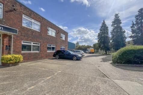 Unit 4, Brookside Avenue