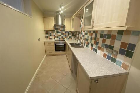 32 Cleveland Road, TORQUAY, Devon TQ2 5BE photo 4