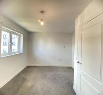 Watanabe Cruik, South Queensferry, Edinburgh, EH30 9ES photo 5