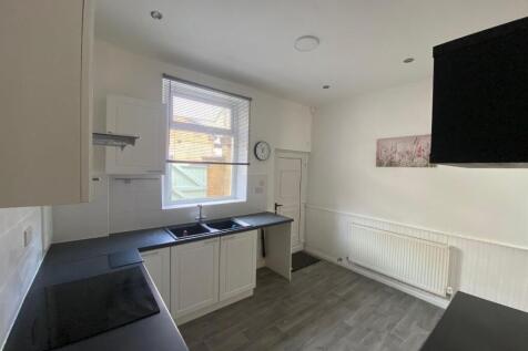 Hunslet Street, Burnley, Lancashire photo 5