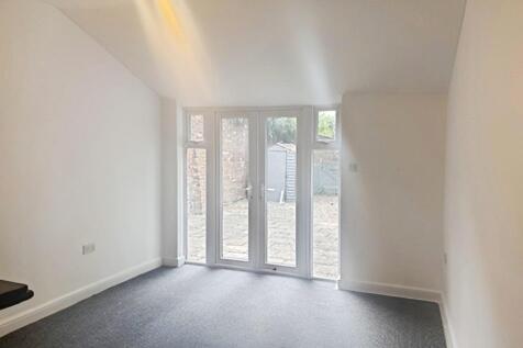 Delamere Street photo 2