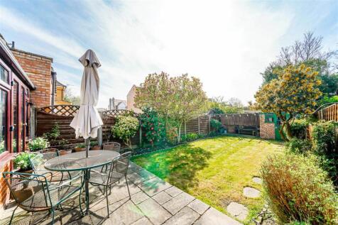 76 Roberts Road-11.jpg