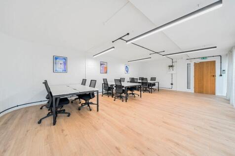 1300527186839fe5a9f79eARW 18.jpg