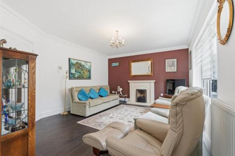 Archer Crescent, Tiptree, Colchester photo 3