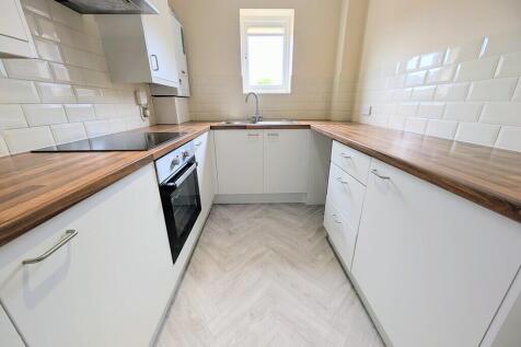 Yew Tree Court, Bury St. Edmunds photo 4