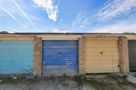Garage3.jpg