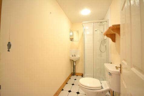 8 Bathroom