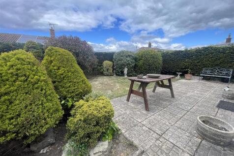 5 The Beachings Rear Gdn