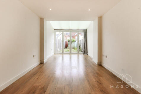The Maples, Water Lane, Hitchin, Hertfordshire, SG5 1TX photo 4