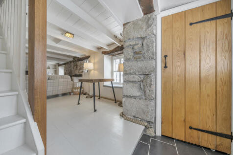 1342390-7-68a9dbf...