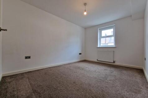 The Waterglades, Rosehill, Willenhall, WV13 photo 5