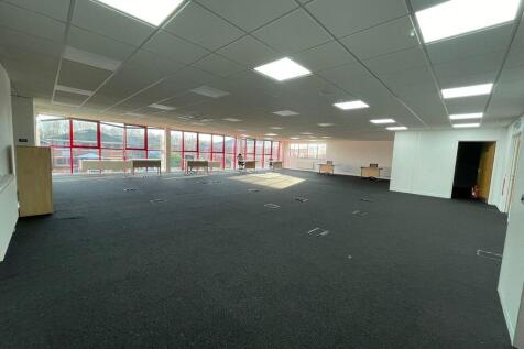 Office to rent Image 3