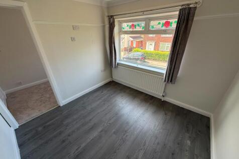 Wordsworth Road, Midlesbrough , TS6 photo 4