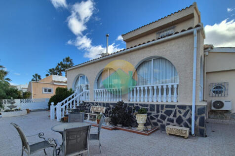 3 Bedroom Detached For Sale-FOA375-1