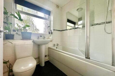 WhatsApp Image 2025-09-24 at 16.08.28_235eaadf.jpg