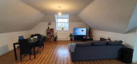 1-bed flat on Frampton Road, Charminster, £1,095/mo