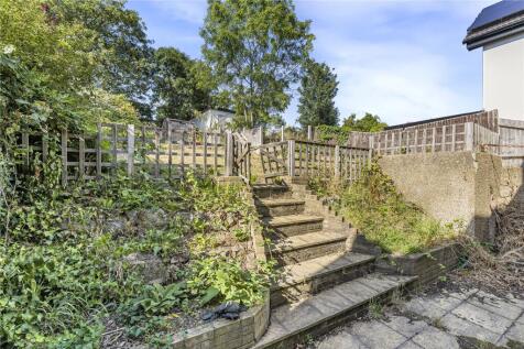 Steps To Rear Garden