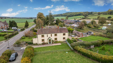 5 Bedroom character home for Sale